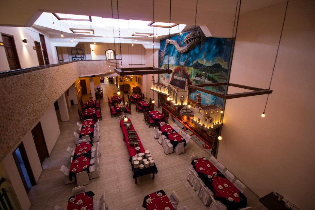 צ'ולולה Hotel Santa Rosa By Rotamundos מראה חיצוני תמונה