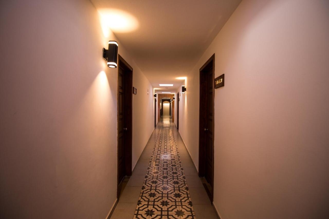 צ'ולולה Hotel Santa Rosa By Rotamundos מראה חיצוני תמונה