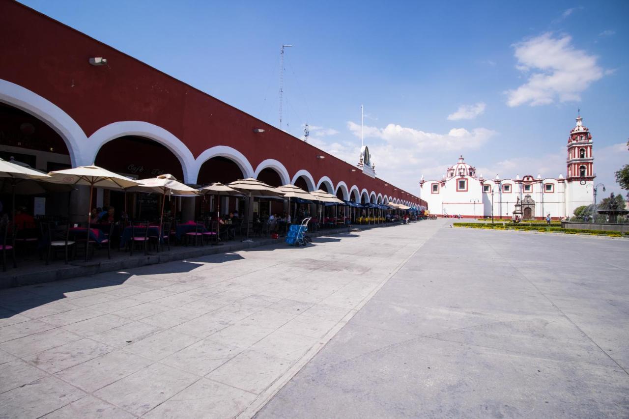 צ'ולולה Hotel Santa Rosa By Rotamundos מראה חיצוני תמונה
